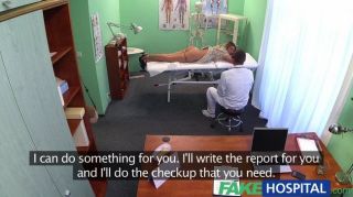 طبيب fakehospital يقبل الروس مثير
