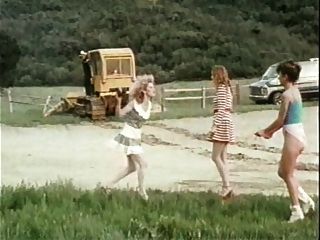 سيئة الفتيات 2 (1983)