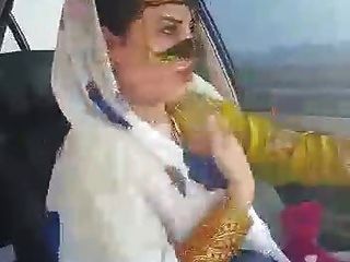 إرياني جنسي الحجاب جبهة مورو رقص في سيارة أهفاز مدينة