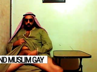الأبله مثلي الجنس العربي في ليبيا ، اشتعلت أثناء كومينغ.