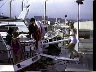 قارب شهوة (1984)